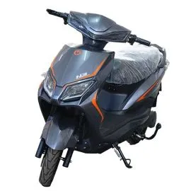 Moto Eléctrica LT-4202 N3 LIFEPO4 60V 30A - color gris, vista inclinada. Islagrande.com