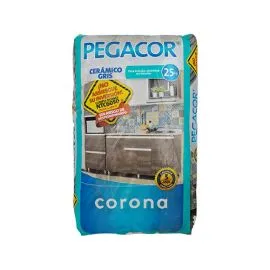 Saco de Cemento Cola Cerámico Gris PEGACOR de 25Kg vista frontal. Islagrande.com